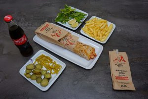 Menü 4 1.5 Tavuk Döner Coco Cola Cips