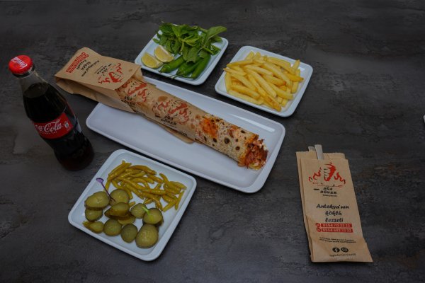 Menü 4 Zurna Et Döner Coco Cola Cips